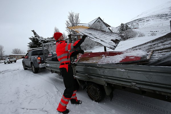 Hreinsunarstarf á Stöðvarfirði gengur vel